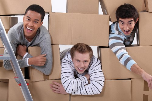 Careful loading of office and retail items during a Knightsbridge move